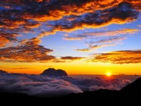 Live instead of Die Sunrise over Mountains